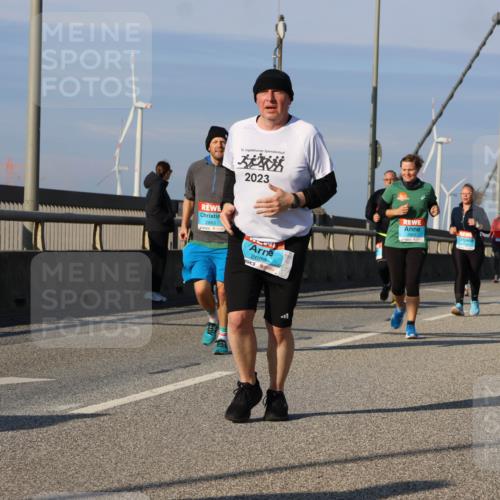 03.10.2025 - Köhlbrandbrückenlauf Strokosch-Dieckow http://msf.ph/oto/9122566 03.10.2025 09:59:51 Position 2 2863, 16, 2023, 2693 meine-sportfotos.de