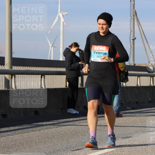 03.10.2025 - Köhlbrandbrückenlauf Strokosch-Dieckow http://msf.ph/oto/9122684 03.10.2025 10:00:16 Position 2 2621 meine-sportfotos.de