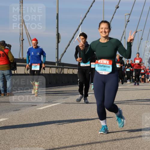 03.10.2025 - Köhlbrandbrückenlauf Strokosch-Dieckow http://msf.ph/oto/9122693 03.10.2025 10:00:17 Position 2 08, 2388 meine-sportfotos.de