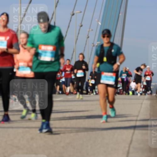 03.10.2025 - Köhlbrandbrückenlauf Strokosch-Dieckow http://msf.ph/oto/9122748 03.10.2025 10:00:27 Position 2  meine-sportfotos.de