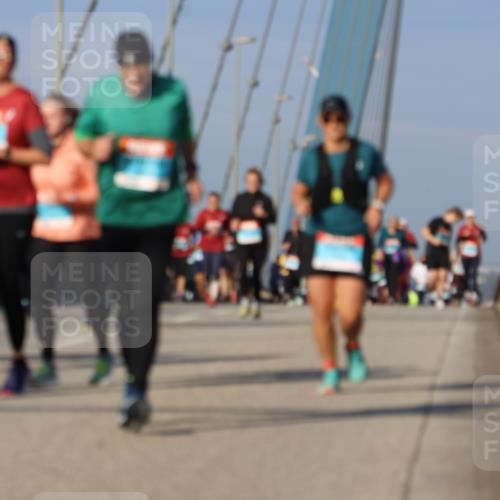 03.10.2025 - Köhlbrandbrückenlauf Strokosch-Dieckow http://msf.ph/oto/9122751 03.10.2025 10:00:27 Position 2  meine-sportfotos.de