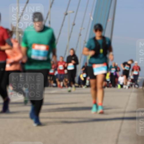 03.10.2025 - Köhlbrandbrückenlauf Strokosch-Dieckow http://msf.ph/oto/9122758 03.10.2025 10:00:27 Position 2  meine-sportfotos.de