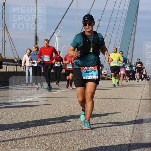 03.10.2025 - Köhlbrandbrückenlauf Strokosch-Dieckow http://msf.ph/oto/9122786 03.10.2025 10:00:32 Position 2 08, 2830 meine-sportfotos.de