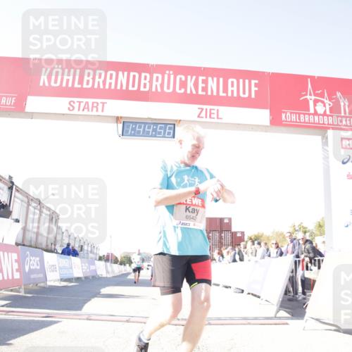 03.10.2025 - Köhlbrandbrückenlauf Jannik Wohlers http://msf.ph/oto/9122900 03.10.2025 13:44:56 Ziel 5932, 6527, 6528, 6542, 6546 meine-sportfotos.de
