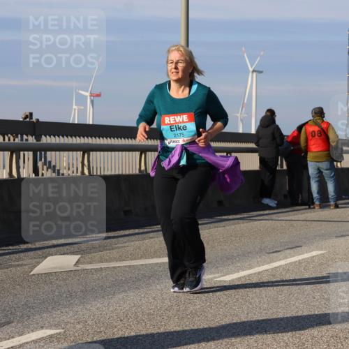 03.10.2025 - Köhlbrandbrückenlauf Strokosch-Dieckow http://msf.ph/oto/9122921 03.10.2025 10:00:57 Position 2 2175, 08 meine-sportfotos.de