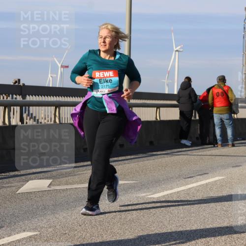 03.10.2025 - Köhlbrandbrückenlauf Strokosch-Dieckow http://msf.ph/oto/9122931 03.10.2025 10:00:58 Position 2 2175, 08 meine-sportfotos.de