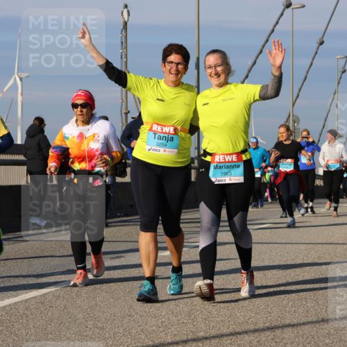 03.10.2025 - Köhlbrandbrückenlauf Strokosch-Dieckow http://msf.ph/oto/9122968 03.10.2025 10:01:06 Position 2 361, 3254, 1963 meine-sportfotos.de