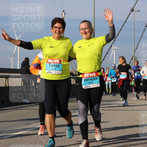 03.10.2025 - Köhlbrandbrückenlauf Strokosch-Dieckow http://msf.ph/oto/9123007 03.10.2025 10:01:07 Position 2 3254, 1963 meine-sportfotos.de