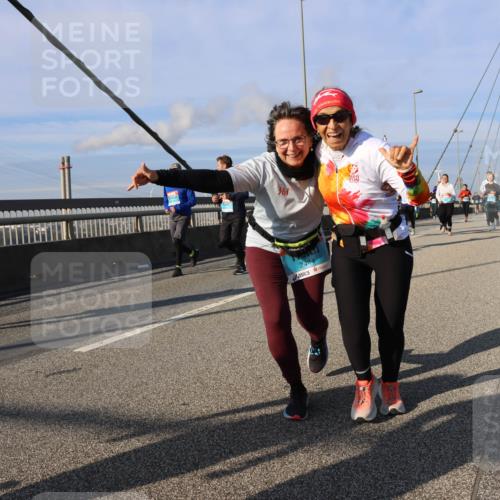 03.10.2025 - Köhlbrandbrückenlauf Strokosch-Dieckow http://msf.ph/oto/9123069 03.10.2025 10:01:11 Position 2 2441 meine-sportfotos.de