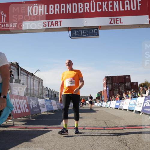 03.10.2025 - Köhlbrandbrückenlauf Jannik Wohlers http://msf.ph/oto/9123126 03.10.2025 13:45:15 Ziel 5015, 6264, 6695 meine-sportfotos.de