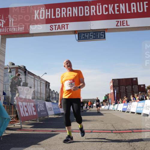 03.10.2025 - Köhlbrandbrückenlauf Jannik Wohlers http://msf.ph/oto/9123154 03.10.2025 13:45:15 Ziel 5015, 6264, 6695 meine-sportfotos.de