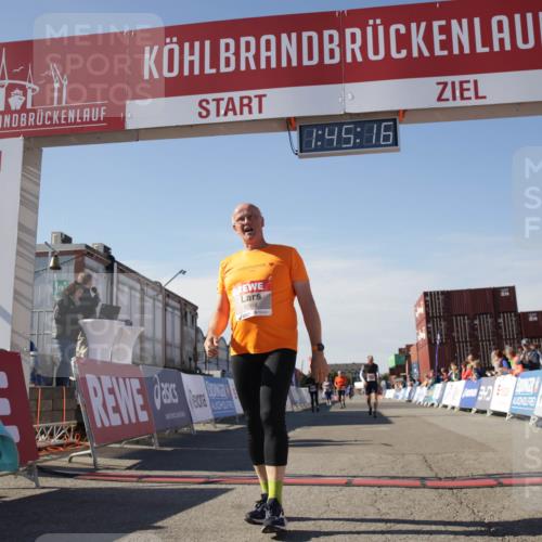 03.10.2025 - Köhlbrandbrückenlauf Jannik Wohlers http://msf.ph/oto/9123174 03.10.2025 13:45:16 Ziel 5015, 6264, 6695 meine-sportfotos.de