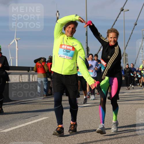 03.10.2025 - Köhlbrandbrückenlauf Strokosch-Dieckow http://msf.ph/oto/9123180 03.10.2025 10:01:25 Position 2 08, 2412 meine-sportfotos.de