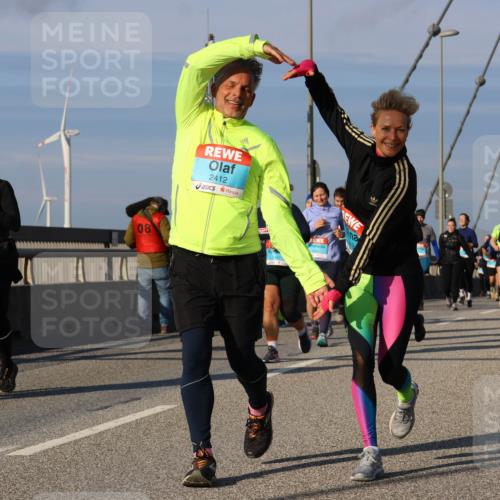 03.10.2025 - Köhlbrandbrückenlauf Strokosch-Dieckow http://msf.ph/oto/9123189 03.10.2025 10:01:25 Position 2 08, 2412 meine-sportfotos.de