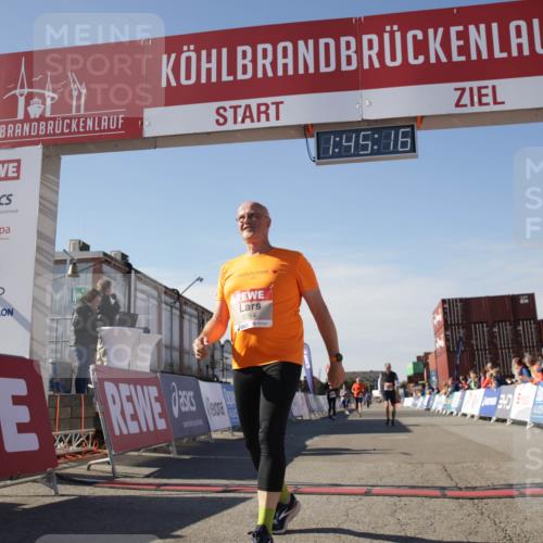 03.10.2025 - Köhlbrandbrückenlauf Jannik Wohlers http://msf.ph/oto/9123192 03.10.2025 13:45:16 Ziel 5015, 6264, 6695 meine-sportfotos.de
