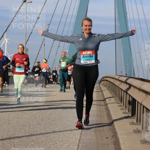 03.10.2025 - Köhlbrandbrückenlauf Strokosch-Dieckow http://msf.ph/oto/9123282 03.10.2025 10:01:33 Position 2 1769, 2365, 2443 meine-sportfotos.de