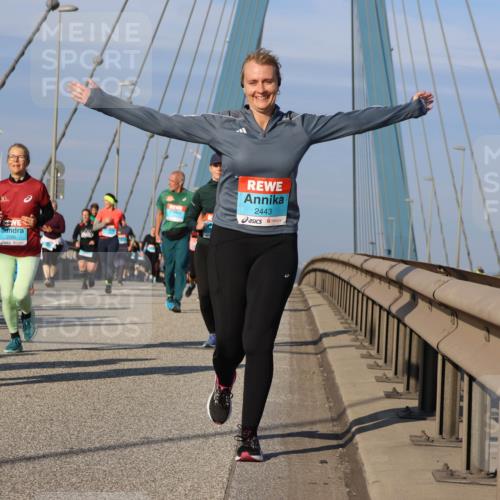 03.10.2025 - Köhlbrandbrückenlauf Strokosch-Dieckow http://msf.ph/oto/9123303 03.10.2025 10:01:34 Position 2 65, 2443 meine-sportfotos.de
