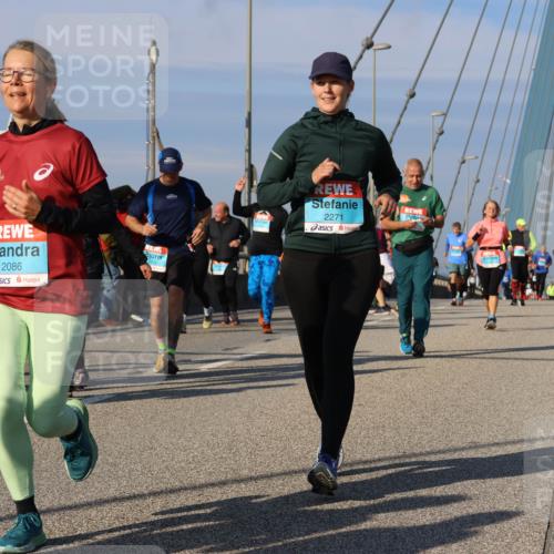 03.10.2025 - Köhlbrandbrückenlauf Strokosch-Dieckow http://msf.ph/oto/9123317 03.10.2025 10:01:37 Position 2 2086, 2271 meine-sportfotos.de