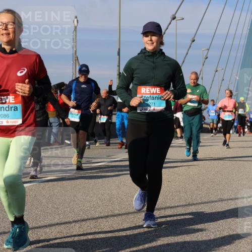 03.10.2025 - Köhlbrandbrückenlauf Strokosch-Dieckow http://msf.ph/oto/9123323 03.10.2025 10:01:37 Position 2 2086, 2271 meine-sportfotos.de