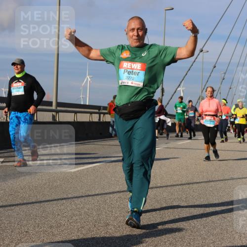 03.10.2025 - Köhlbrandbrückenlauf Strokosch-Dieckow http://msf.ph/oto/9123360 03.10.2025 10:01:42 Position 2 2463, 2272 meine-sportfotos.de