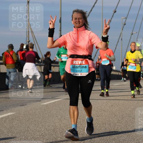 03.10.2025 - Köhlbrandbrückenlauf Strokosch-Dieckow http://msf.ph/oto/9123385 03.10.2025 10:01:44 Position 2 08, 2457 meine-sportfotos.de