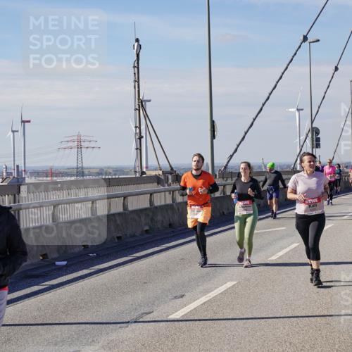 03.10.2025 - Köhlbrandbrückenlauf Michael Burmester http://msf.ph/oto/9123536 03.10.2025 13:06:11 Position 2 5043 meine-sportfotos.de