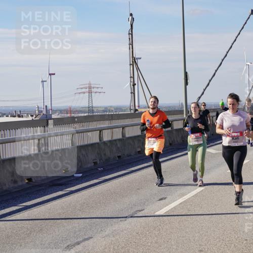 03.10.2025 - Köhlbrandbrückenlauf Michael Burmester http://msf.ph/oto/9123546 03.10.2025 13:06:11 Position 2 6437 meine-sportfotos.de