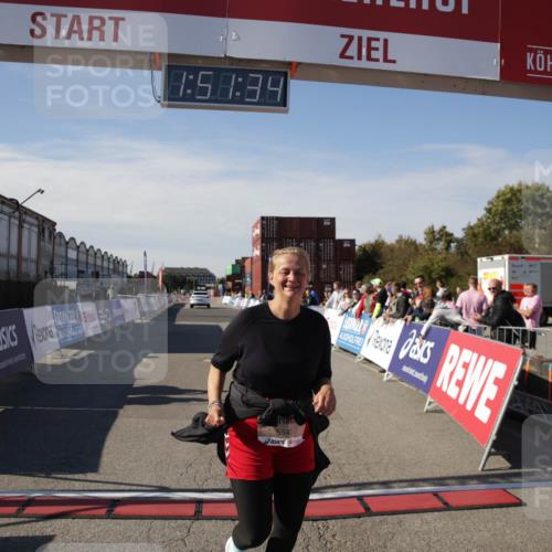 03.10.2025 - Köhlbrandbrückenlauf Jannik Wohlers http://msf.ph/oto/9123550 03.10.2025 13:51:35 Ziel 5540 meine-sportfotos.de