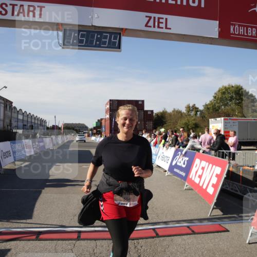 03.10.2025 - Köhlbrandbrückenlauf Jannik Wohlers http://msf.ph/oto/9123558 03.10.2025 13:51:35 Ziel 5540 meine-sportfotos.de