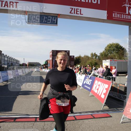 03.10.2025 - Köhlbrandbrückenlauf Jannik Wohlers http://msf.ph/oto/9123563 03.10.2025 13:51:35 Ziel 5540 meine-sportfotos.de