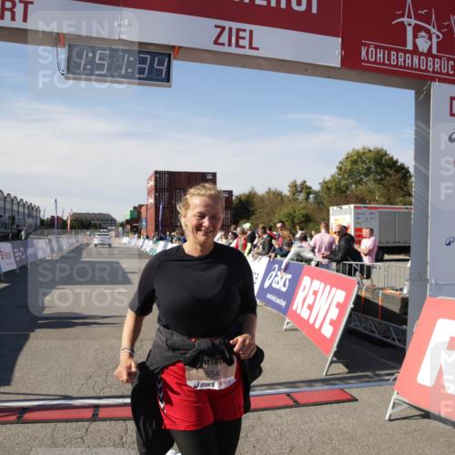 03.10.2025 - Köhlbrandbrückenlauf Jannik Wohlers http://msf.ph/oto/9123573 03.10.2025 13:51:35 Ziel 5540 meine-sportfotos.de