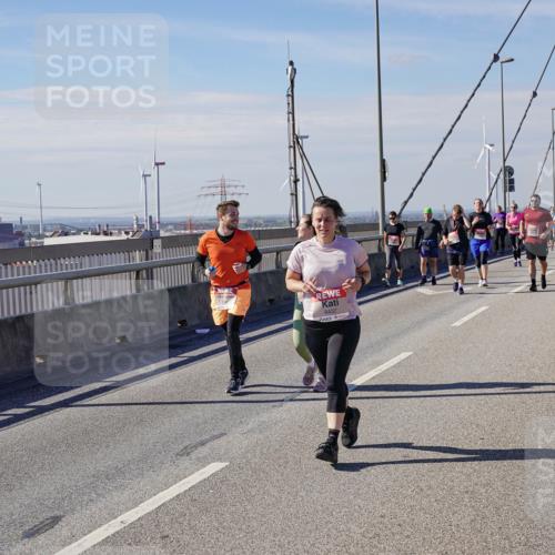 03.10.2025 - Köhlbrandbrückenlauf Michael Burmester http://msf.ph/oto/9123582 03.10.2025 13:06:13 Position 2 6437 meine-sportfotos.de