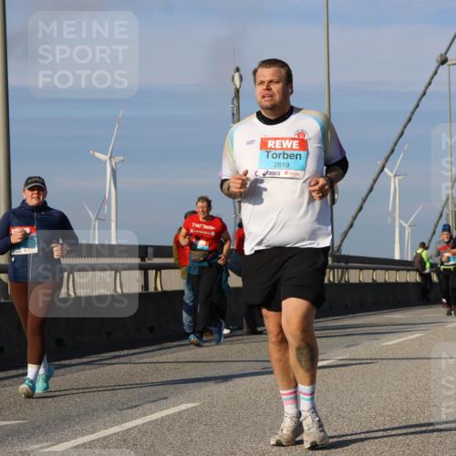 03.10.2025 - Köhlbrandbrückenlauf Strokosch-Dieckow http://msf.ph/oto/9123588 03.10.2025 10:02:05 Position 2 2619 meine-sportfotos.de