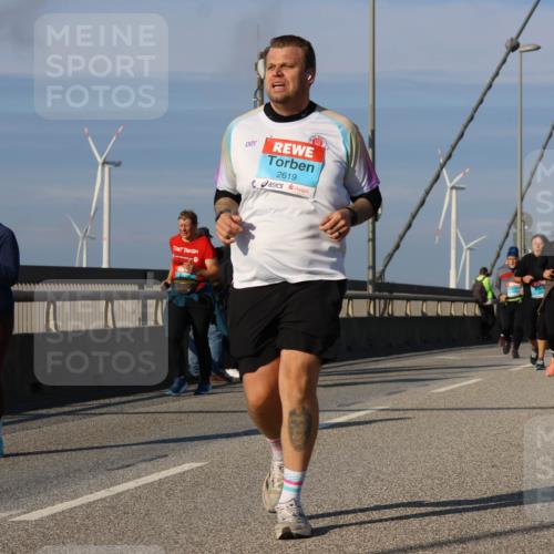 03.10.2025 - Köhlbrandbrückenlauf Strokosch-Dieckow http://msf.ph/oto/9123602 03.10.2025 10:02:05 Position 2 2619 meine-sportfotos.de