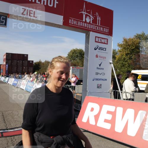 03.10.2025 - Köhlbrandbrückenlauf Jannik Wohlers http://msf.ph/oto/9123624 03.10.2025 13:51:35 Ziel 5540 meine-sportfotos.de