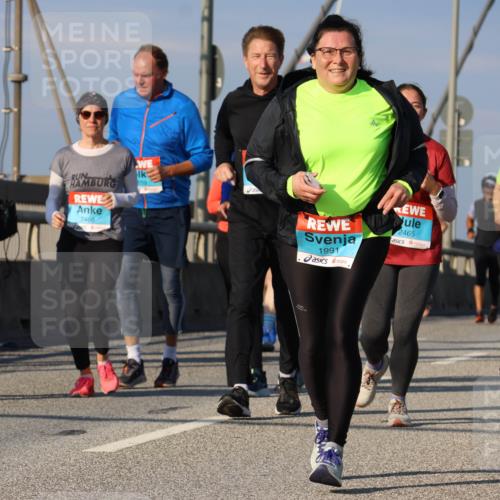 03.10.2025 - Köhlbrandbrückenlauf Strokosch-Dieckow http://msf.ph/oto/9123691 03.10.2025 10:02:20 Position 2 2924, 2466, 2465, 1991 meine-sportfotos.de