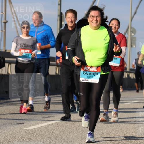 03.10.2025 - Köhlbrandbrückenlauf Strokosch-Dieckow http://msf.ph/oto/9123699 03.10.2025 10:02:20 Position 2 924, 1991, 65 meine-sportfotos.de