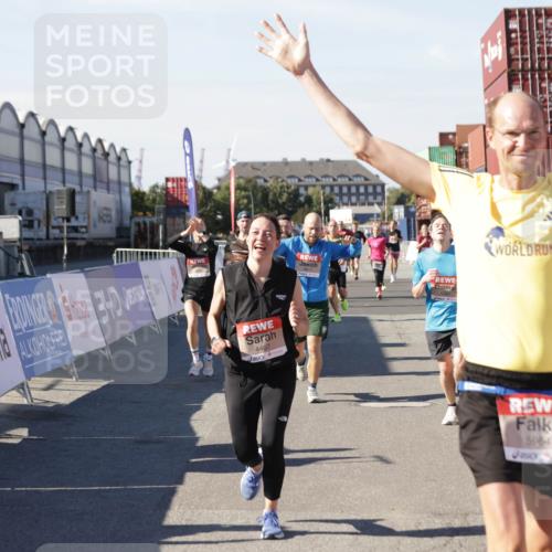 03.10.2025 - Köhlbrandbrückenlauf Jannik Wohlers http://msf.ph/oto/9123747 03.10.2025 13:05:48 Ziel 4066, 4133, 4290, 4296, 4332, 4335, 4336, 4413, 4467, 4564, 4599, 4643, 5676, 5764, 5964, 6631, 6642, 6720, 6786, 6787 meine-sportfotos.de