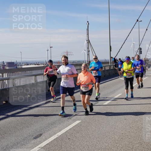 03.10.2025 - Köhlbrandbrückenlauf Michael Burmester http://msf.ph/oto/9123750 03.10.2025 13:06:34 Position 2  meine-sportfotos.de