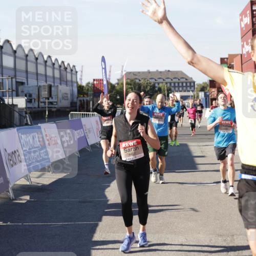 03.10.2025 - Köhlbrandbrückenlauf Jannik Wohlers http://msf.ph/oto/9123752 03.10.2025 13:05:48 Ziel 4066, 4133, 4290, 4296, 4332, 4335, 4336, 4413, 4467, 4564, 4599, 4643, 5676, 5764, 5964, 6631, 6642, 6720, 6786, 6787 meine-sportfotos.de