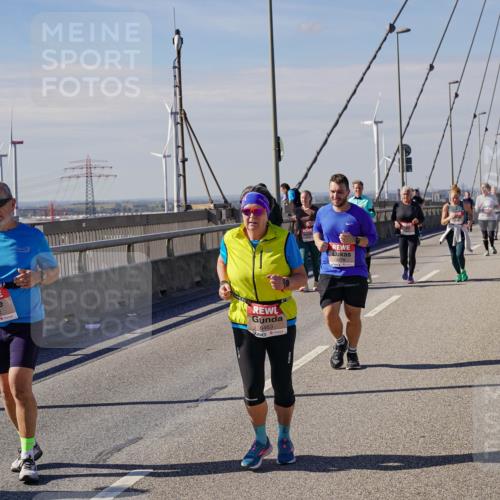 03.10.2025 - Köhlbrandbrückenlauf Michael Burmester http://msf.ph/oto/9123772 03.10.2025 13:06:36 Position 2 6462, 6463 meine-sportfotos.de