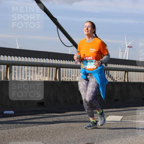 03.10.2025 - Köhlbrandbrückenlauf Strokosch-Dieckow http://msf.ph/oto/9123773 03.10.2025 10:02:31 Position 2 5180, 2400, 2338 meine-sportfotos.de