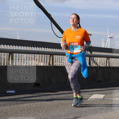 03.10.2025 - Köhlbrandbrückenlauf Strokosch-Dieckow http://msf.ph/oto/9123776 03.10.2025 10:02:31 Position 2 3100, 2480, 2338 meine-sportfotos.de
