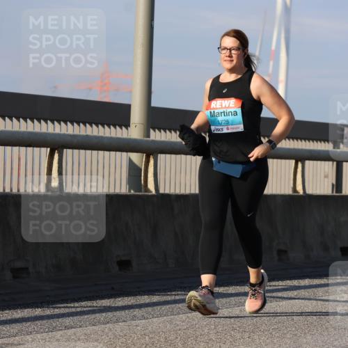 03.10.2025 - Köhlbrandbrückenlauf Strokosch-Dieckow http://msf.ph/oto/9123786 03.10.2025 10:02:33 Position 2 1728 meine-sportfotos.de