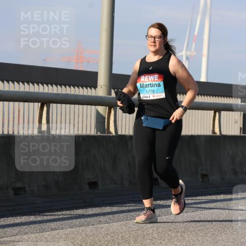 03.10.2025 - Köhlbrandbrückenlauf Strokosch-Dieckow http://msf.ph/oto/9123793 03.10.2025 10:02:33 Position 2 1728 meine-sportfotos.de