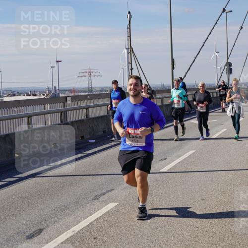 03.10.2025 - Köhlbrandbrückenlauf Michael Burmester http://msf.ph/oto/9123799 03.10.2025 13:06:38 Position 2 107, 4778 meine-sportfotos.de