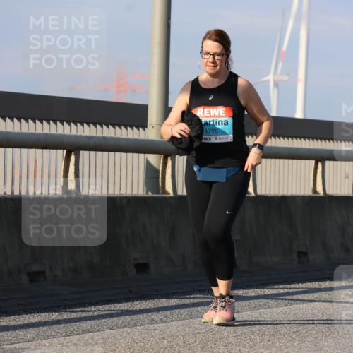 03.10.2025 - Köhlbrandbrückenlauf Strokosch-Dieckow http://msf.ph/oto/9123800 03.10.2025 10:02:33 Position 2 1728 meine-sportfotos.de