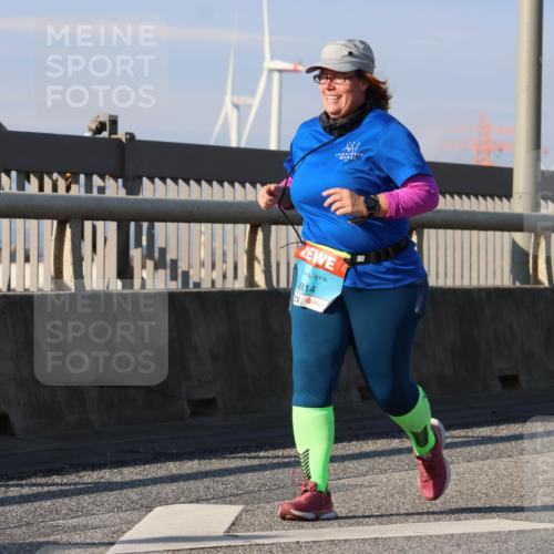 03.10.2025 - Köhlbrandbrückenlauf Strokosch-Dieckow http://msf.ph/oto/9123815 03.10.2025 10:02:37 Position 2 814 meine-sportfotos.de