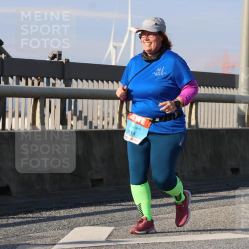 03.10.2025 - Köhlbrandbrückenlauf Strokosch-Dieckow http://msf.ph/oto/9123821 03.10.2025 10:02:37 Position 2 3814 meine-sportfotos.de