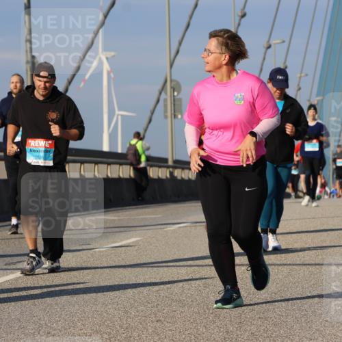03.10.2025 - Köhlbrandbrückenlauf Strokosch-Dieckow http://msf.ph/oto/9123864 03.10.2025 10:02:52 Position 2 2636 meine-sportfotos.de